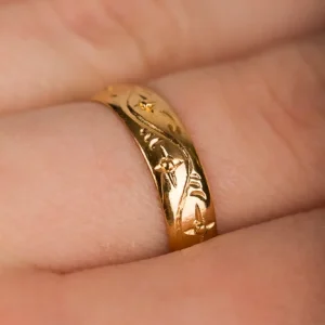 Handgraverad ring från 1905