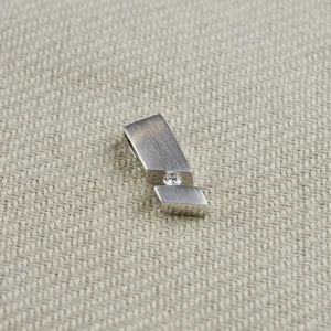 Hänge i 18k vitguld och diamant 0,07ct