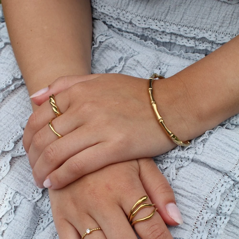 Twisted Ring